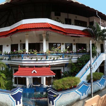 Dream Catcher Home Stay Коччи Экстерьер фото