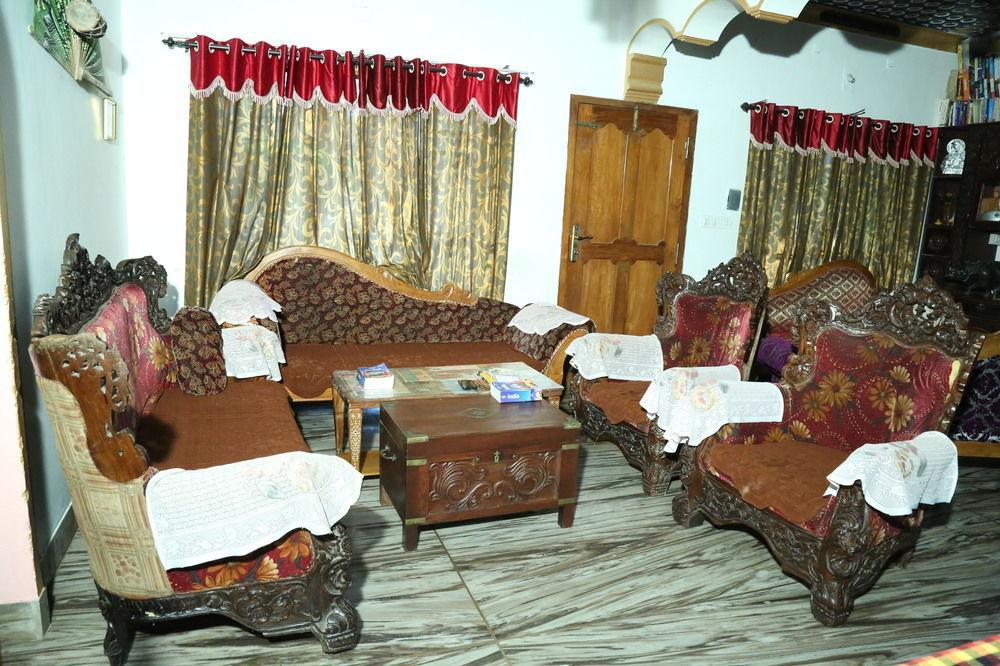 Dream Catcher Home Stay Коччи Экстерьер фото