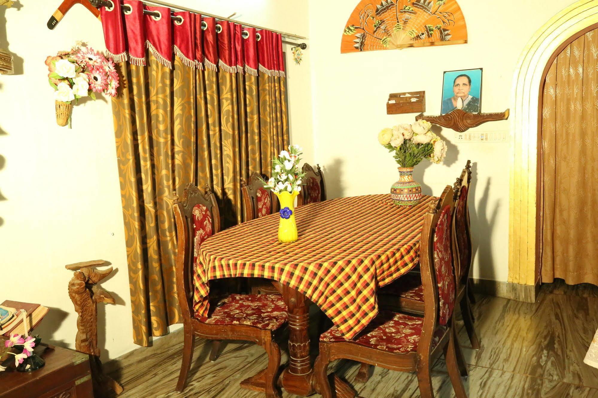 Dream Catcher Home Stay Коччи Экстерьер фото