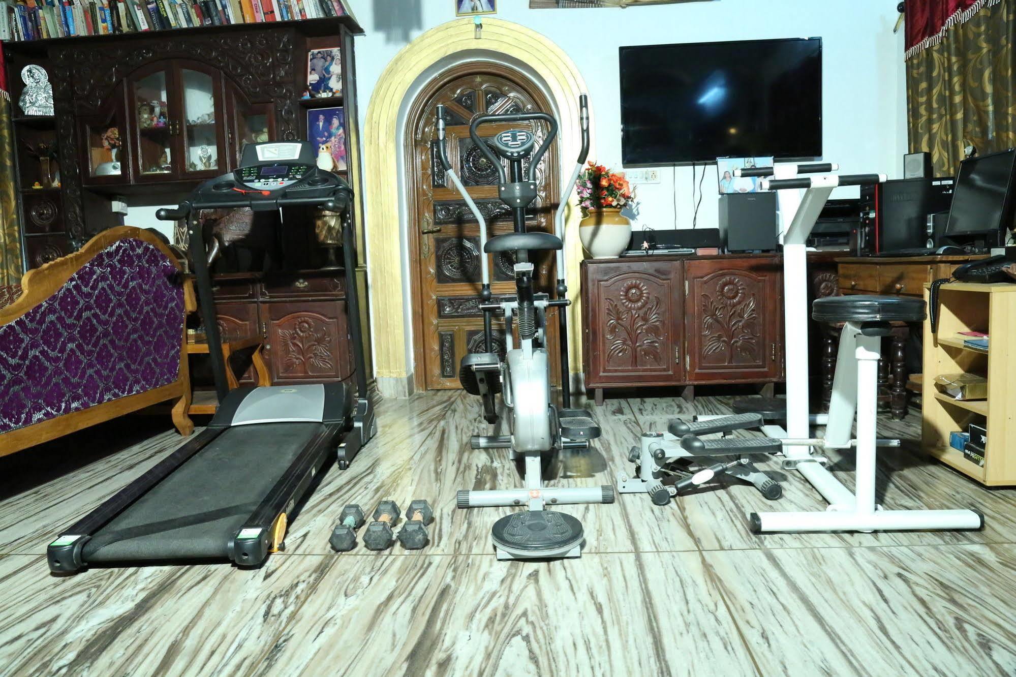 Dream Catcher Home Stay Коччи Экстерьер фото